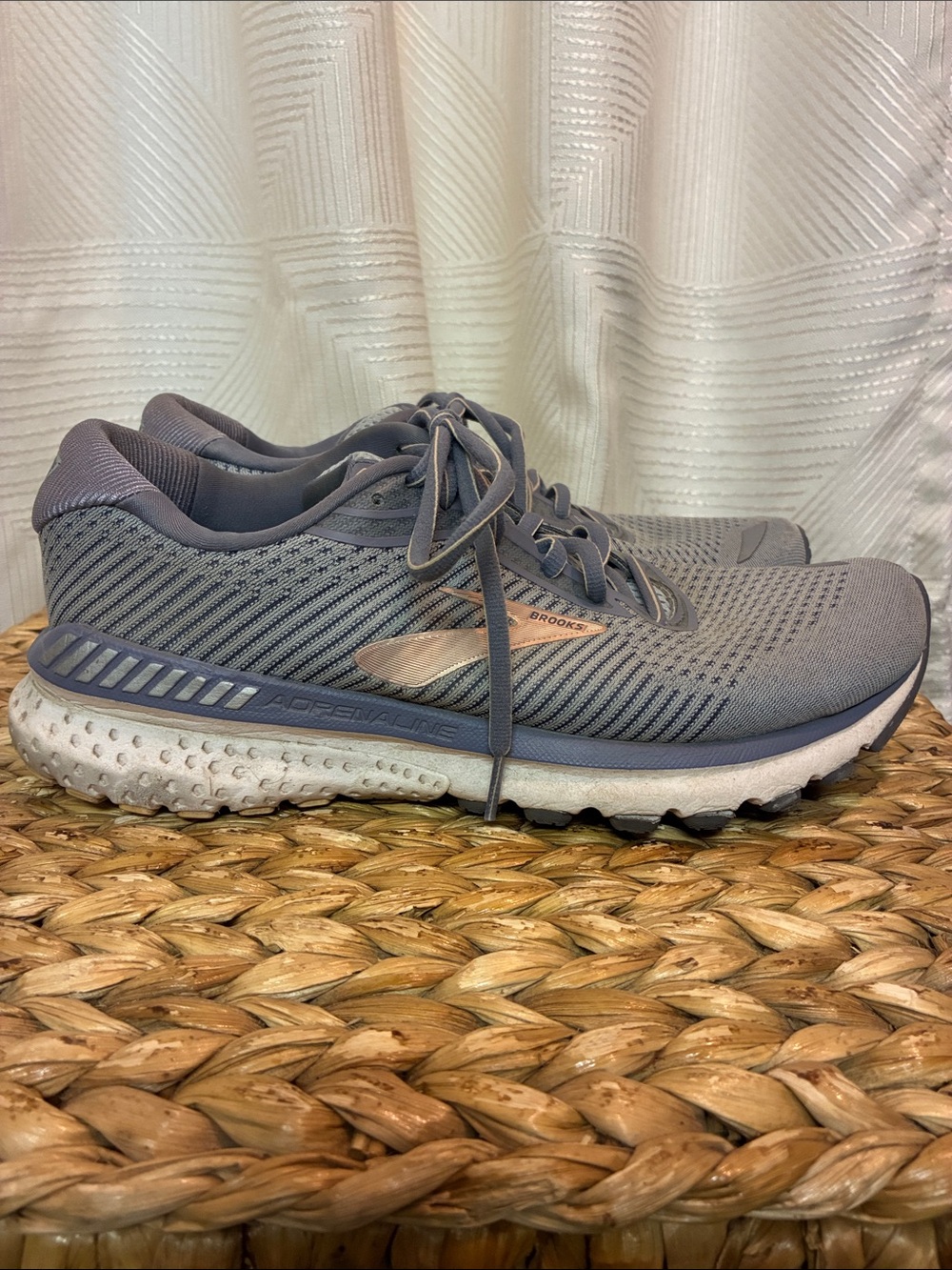 Brooks Adrenaline GTS 20 Running Shoes Lt gray Women’s Sz 10 - Picture 4 of 8